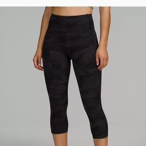 Lululemon capri leggings